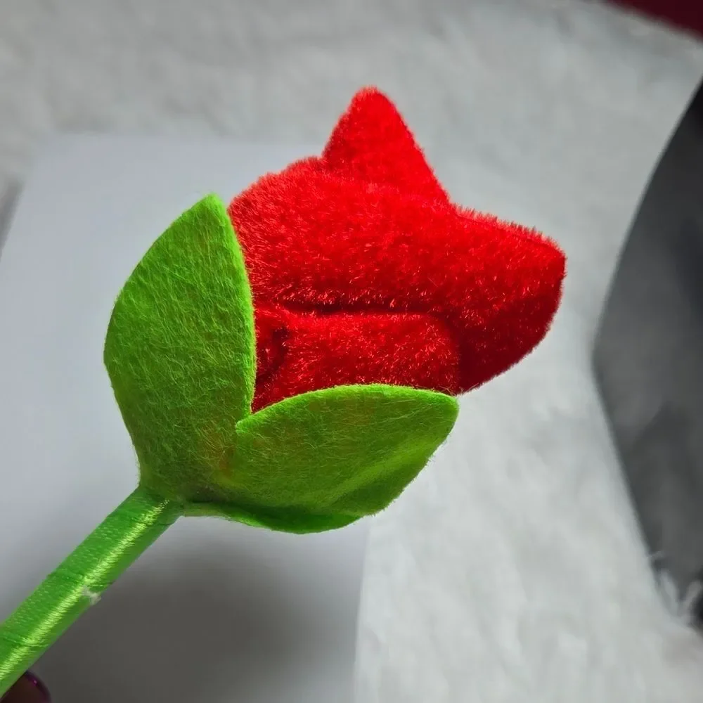 Plush Red Rose Flower Ballpoint Pen 🌹 Cute Desk Decor & Gift